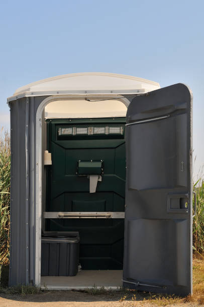 Professional porta potty rental in Queens Gate, PA